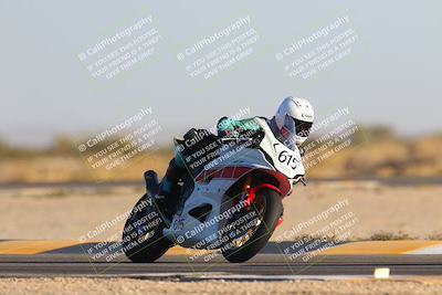 media/Dec-09-2023-SoCal Trackdays (Sat) [[76a8ac2686]]/Turn 15 Set 1 (230pm)/